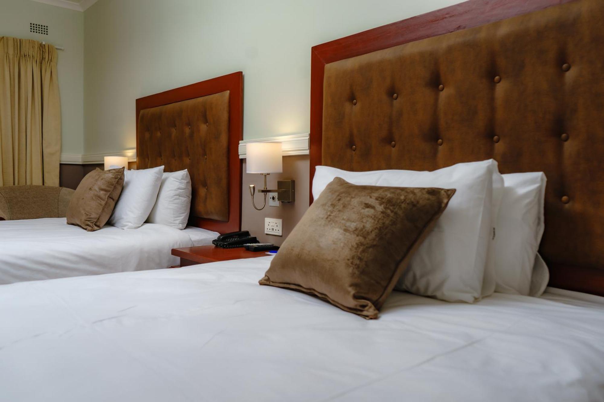 Great Zimbabwe Hotel Nyanda 外观 照片
